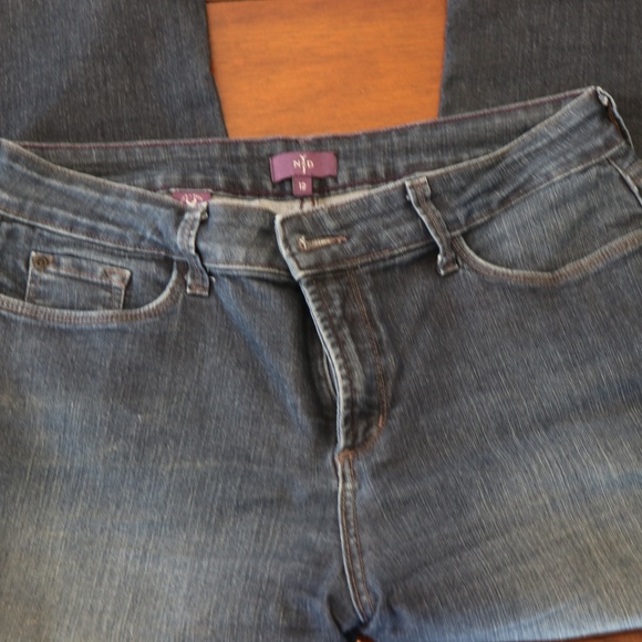 NYDJ  Boot cut Jeans - Picture 3 of 4